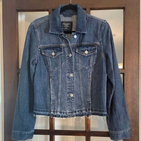 Abercrombie & Fitch Jackets & Blazers - Abercrombie and Fitch Cropped Denim Jacket with Frayed Bottom, Size M.